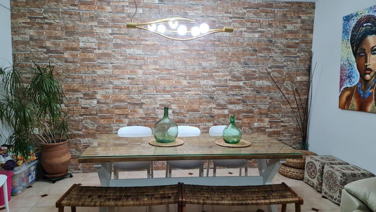La Cueva De La Abuela Villa Cenes De La Vega Bagian luar foto