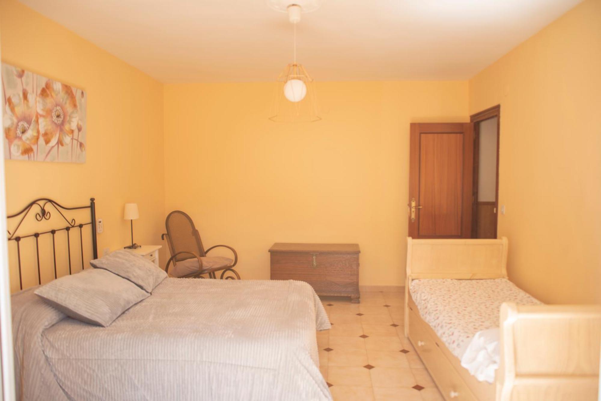 La Cueva De La Abuela Villa Cenes De La Vega Bagian luar foto
